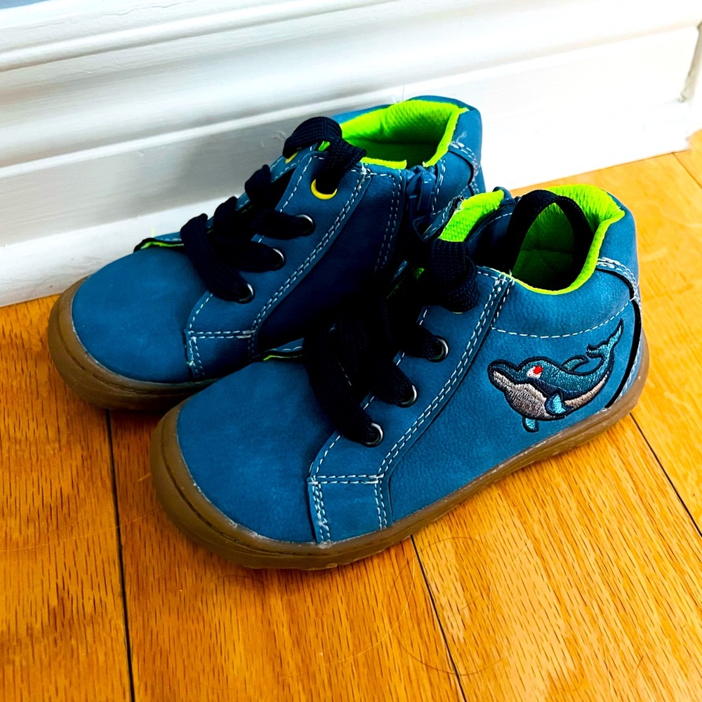 Brand new toddler boy shoes size 7.5